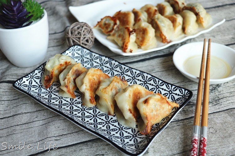 ▌好食味▌網購美食「貓咪啃餃子」宅配松阪豬手工水餃／雞捲