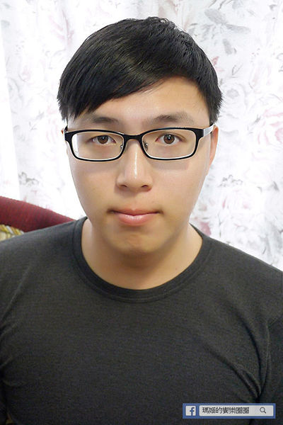 型男必備【SUN&H變色髮蠟】宅男大變身～瞬間變型男。魔幻造型髮臘。不油、不易掉色