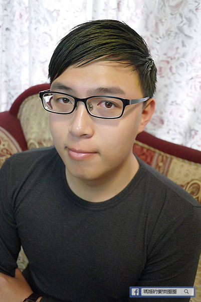 型男必備【SUN&H變色髮蠟】宅男大變身～瞬間變型男。魔幻造型髮臘。不油、不易掉色