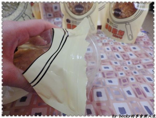 一口鍋鍋粑：<宅配團購>一口鍋/手工製鍋粑脆餅/鍋粑脆餅/團購零食/創新滋味/伴手禮