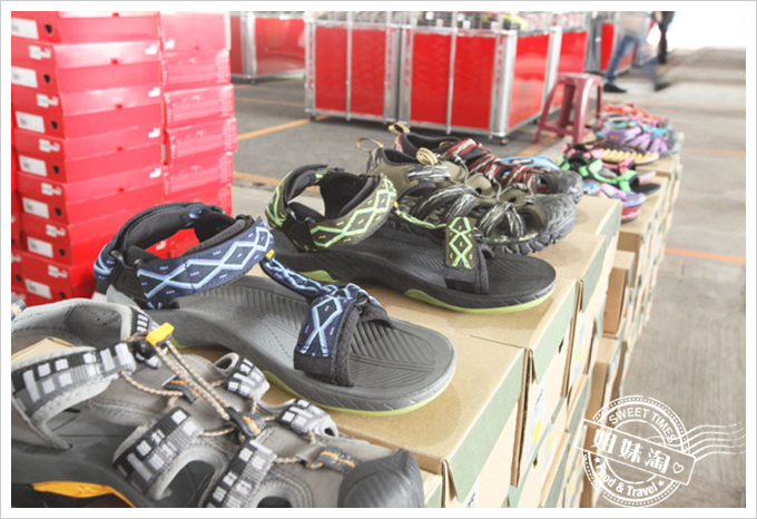 沃翔國際品牌聯合特賣-SIX.TEN戶外休閒鞋