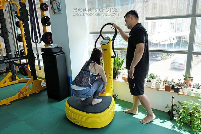 台南康體運動空間PowerPlate蹲