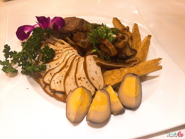 cm20170423___0302a480e5e2c61fa68eaa6ed92