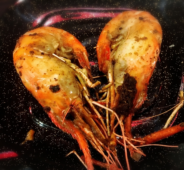 活跳跳活蝦餐廳：【桃園市】活跳跳活蝦餐廳 / 桃園市 / 活蝦料理 / 海鮮餐廳 內附小孩遊樂區、飛鏢機、停車場