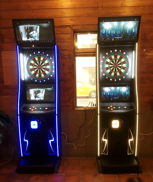 活跳跳活蝦餐廳：【桃園市】活跳跳活蝦餐廳 / 桃園市 / 活蝦料理 / 海鮮餐廳 內附小孩遊樂區、飛鏢機、停車場