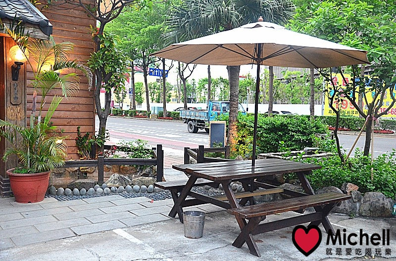 桃園市【活跳跳活蝦餐廳】