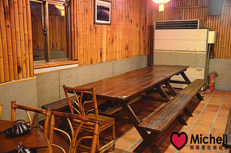 桃園市【活跳跳活蝦餐廳】