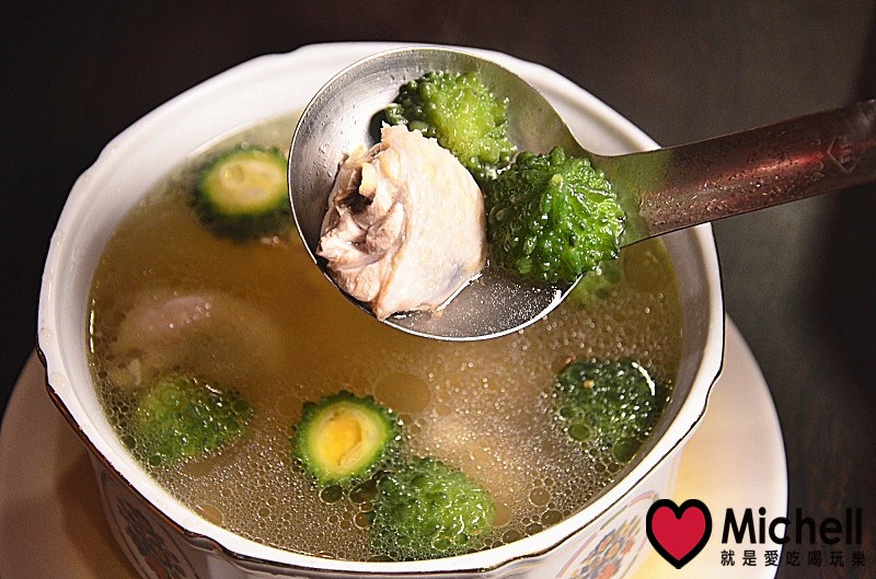 桃園市【活跳跳活蝦餐廳】