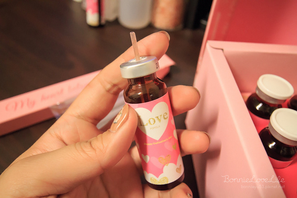 POPOLA 彈力蛋白聚醣飲：養生｜POPOLA 彈力蛋白聚醣飲。懶人保養大作戰。含聚醣蛋白、玻尿酸、彈力蛋白、膠原蛋白