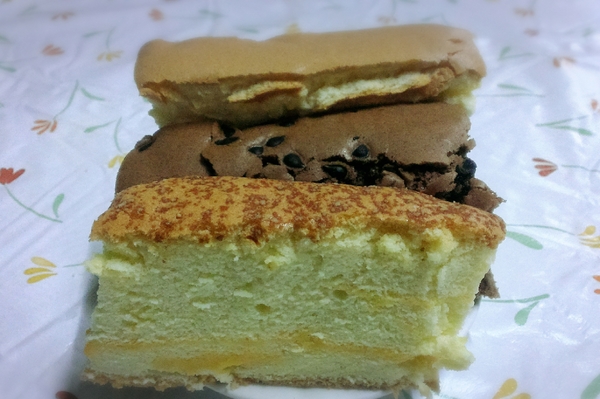 胖貢貢古早味蛋糕：【台北@士林】 胖貢貢 /古早味蛋糕/ 芝山捷運站1號出口