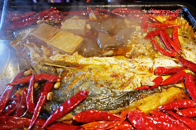 水貨炭火烤魚1爐2吃-麻辣燙
