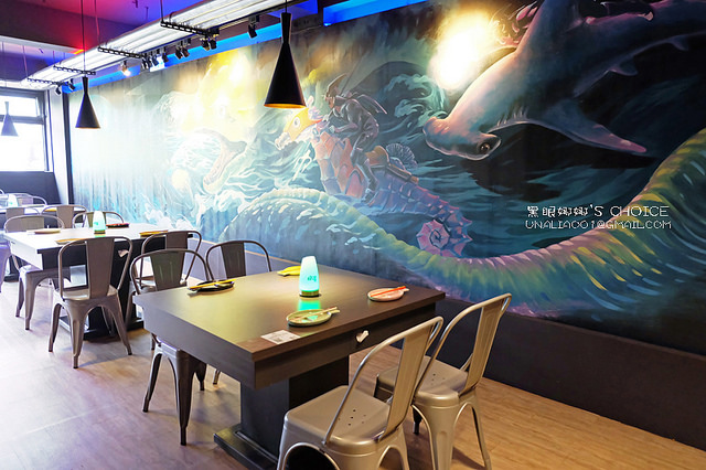 水貨炭火烤魚2F壁畫