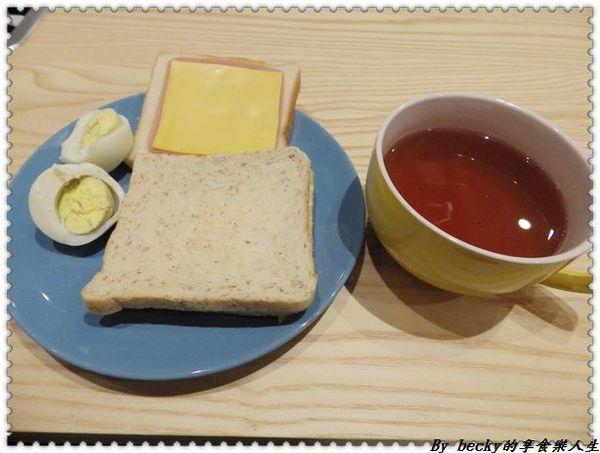 東旅背包客：<宜蘭輕旅行|住宿>礁溪車站/平價溫泉住宿/東旅背包客/青年旅館/礁溪轉運站/東旅 East Hostel