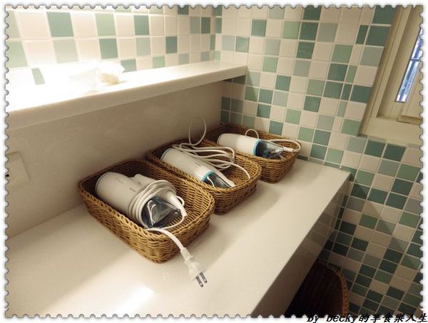 東旅背包客：<宜蘭輕旅行|住宿>礁溪車站/平價溫泉住宿/東旅背包客/青年旅館/礁溪轉運站/東旅 East Hostel