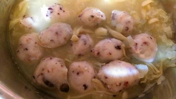 嘉楠食品跳伯丸子：[宅配美食]嘉楠食品跳伯丸子-墨汁墨魚魚丸、墨魚八爪魚丸、香菇貢丸，料多好美味!