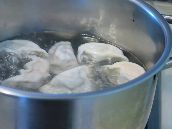 惡魔撒蛋：惡魔撒蛋。不必沾醬就好好吃的宅配水餃/ 多種口味/ 團購美食團