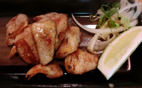 大樂串燒：【新北@中和】南勢角捷運站周邊美食 大樂串燒 / 中和居酒屋 / 捷運南勢角 / 寵物友善餐廳