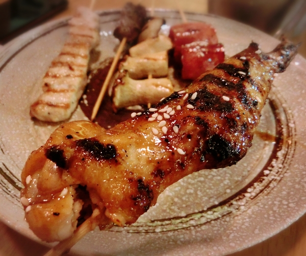 大樂串燒：【新北@中和】南勢角捷運站周邊美食 大樂串燒 / 中和居酒屋 / 捷運南勢角 / 寵物友善餐廳