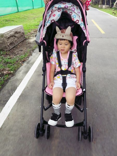 vivi baby迪士尼兒童推車