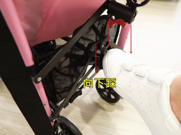 vivi baby迪士尼兒童推車