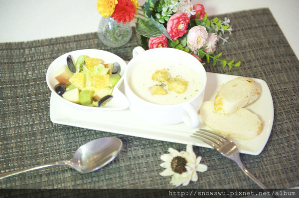 Oyami cafe(板橋店)：Oyami 板橋新埔店