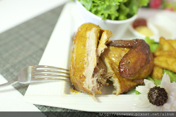 Oyami cafe(板橋店)：Oyami 板橋新埔店