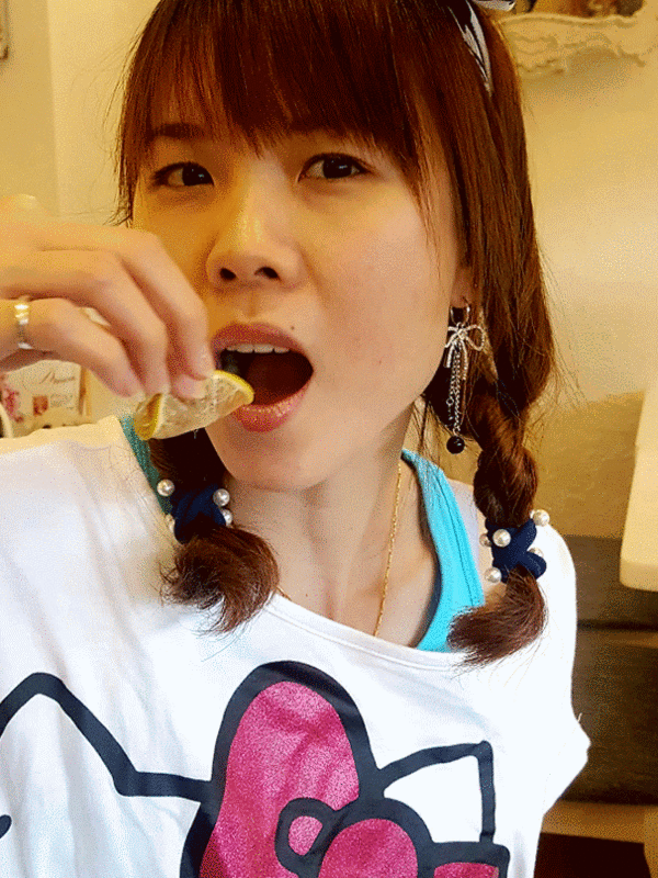 【板橋新埔下午茶】Oyami cafe 義式下午茶 飯後開胃檸檬糖薄片(咪曉雯)-ANIMATION.gif - 【板橋新埔下午茶】Oyami cafe 義式下午茶 姊妹聚餐優選 夢幻法式童話時尚鄉村風 ~ 鬆餅、