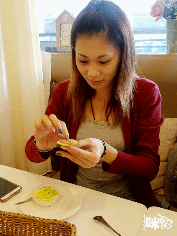 【板橋新埔下午茶】Oyami cafe 義式下午茶 飯後開胃檸檬糖薄片(家家)-ANIMATION.gif - 【板橋新埔下午茶】Oyami cafe 義式下午茶 姊妹聚餐優選 夢幻法式童話時尚鄉村風 ~ 鬆餅、