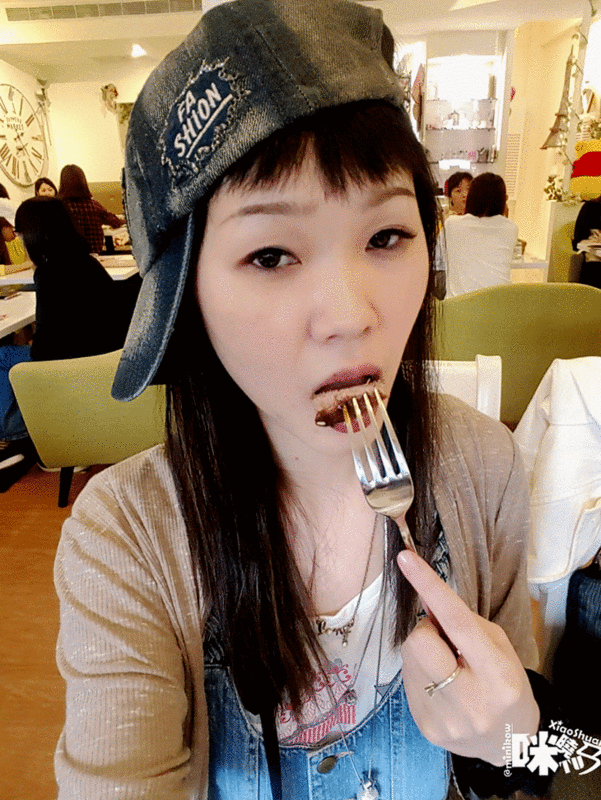 【板橋新埔下午茶】Oyami cafe 義式下午茶 10盎司嫩煎安格斯尊爵牛排套餐.gif - 【板橋新埔下午茶】Oyami cafe 義式下午茶 姊妹聚餐優選 夢幻法式童話時尚鄉村風 ~ 鬆餅、