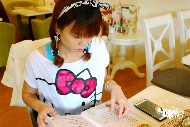 IMG_1556.jpg - 【板橋新埔下午茶】Oyami cafe 義式下午茶 姊妹聚餐優選 夢幻法式童話時尚鄉村風 ~ 鬆餅、