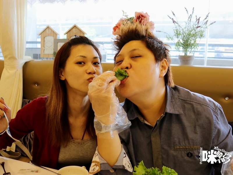 【板橋新埔下午茶】Oyami cafe 義式下午茶 迷迭炭烤奶油半雞套餐.jpg - 【板橋新埔下午茶】Oyami cafe 義式下午茶 姊妹聚餐優選 夢幻法式童話時尚鄉村風 ~ 鬆餅、