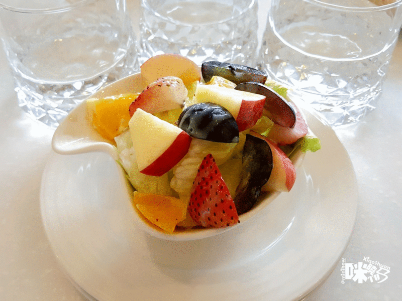 【板橋新埔下午茶】Oyami cafe 義式下午茶 鮮脆水果沙拉-ANIMATION.gif - 【板橋新埔下午茶】Oyami cafe 義式下午茶 姊妹聚餐優選 夢幻法式童話時尚鄉村風 ~ 鬆餅、