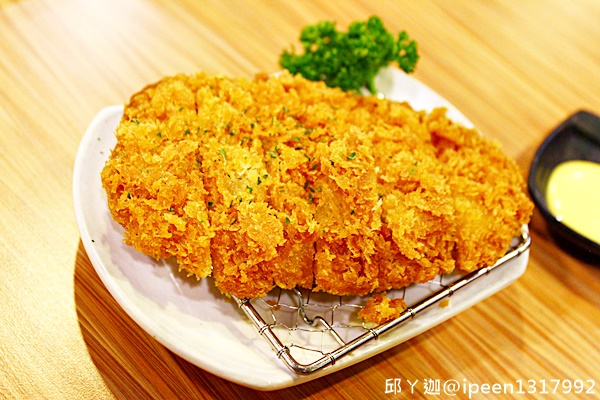 cm20170526___0b794a23d5839eeb2f0182f35fa