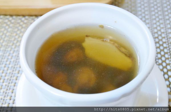 P1130852 (1280x837).jpg