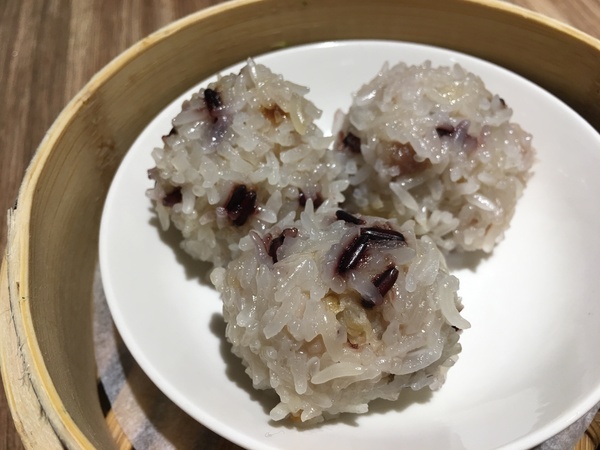 蒸豐吃處(板橋店)：【新北@板橋】捷運板橋府中站 / 蒸豐吃處 港式飲茶29元起 / CP值超高平價餐廳/免服務費免茶資/ 有WIFI