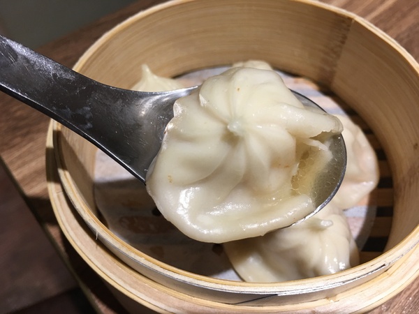 蒸豐吃處(板橋店)：【新北@板橋】捷運板橋府中站 / 蒸豐吃處 港式飲茶29元起 / CP值超高平價餐廳/免服務費免茶資/ 有WIFI