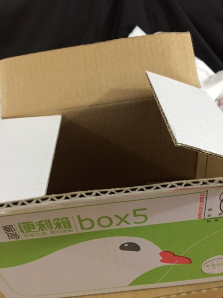 潤喉飴：[宅配團購]【新元商行】耀申潤喉飴-天然草本喉糖，保養全家的喉嚨!