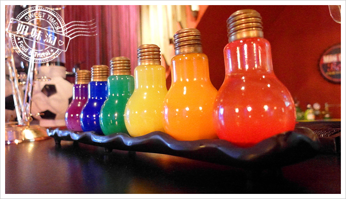 麥瑟德式手工啤酒餐廳七彩燈泡
