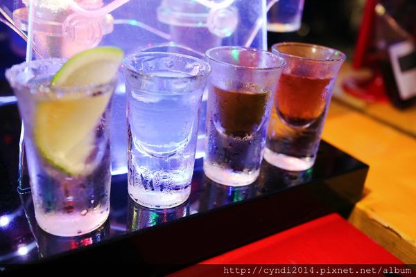 1498130833-4069943296_n.jpg?v=1498478830