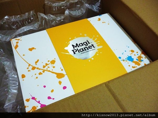 星球工坊4-內含的禮盒.JPG