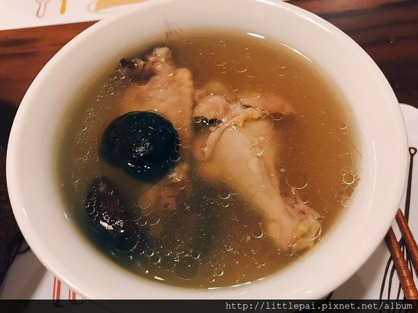 1498462950-2056339035_n.jpg?v=1498462966