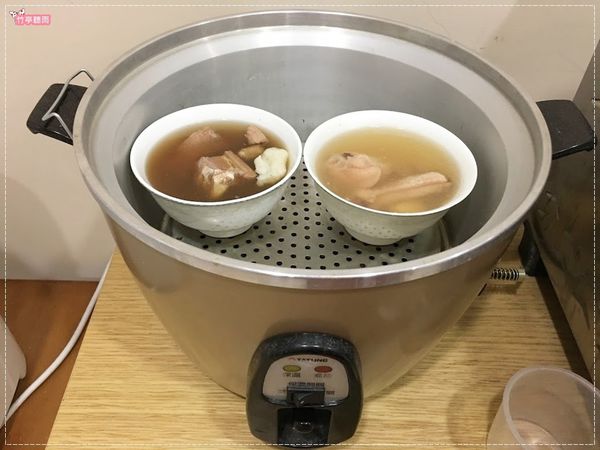 1498556364-526362538_n.jpg?v=1498556422