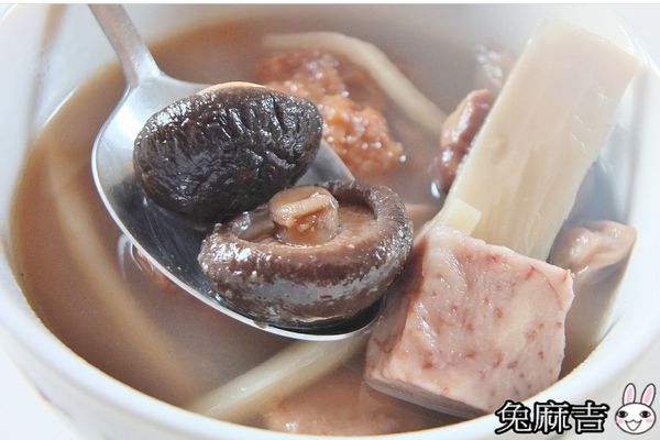 1498266466-33984655_n.jpg?v=1498266944