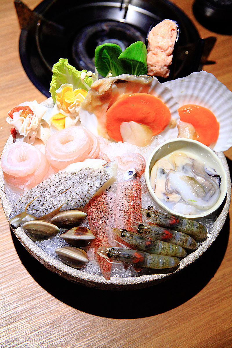 IMG_6998-cut-Sea-food-hot-pot.jpg
