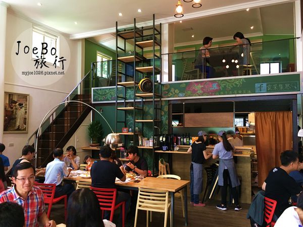 1498393858-4072128831_n.jpg?v=1498393982