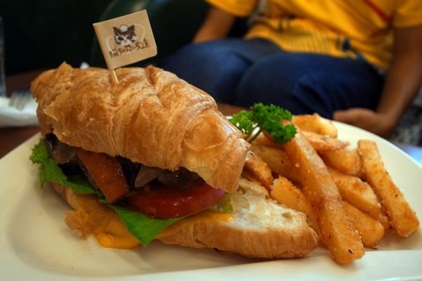 1500292125-1984317522_n.jpg?v=1500292219