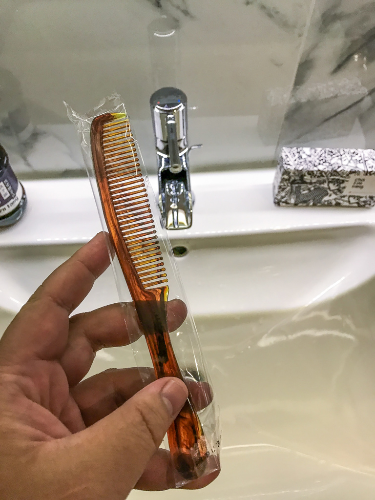 1503234396-376502712_l.jpg?v=1503235834