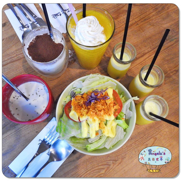 1501844378-2427416525_n.jpg?v=1501844423