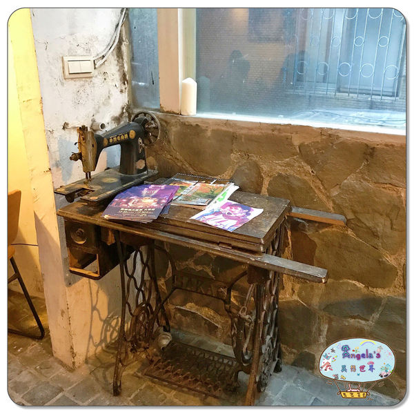 1501844361-2500135159_n.jpg?v=1501844422