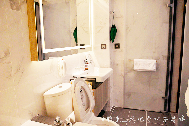 1503648944-2059797681.jpg?v=1503648990